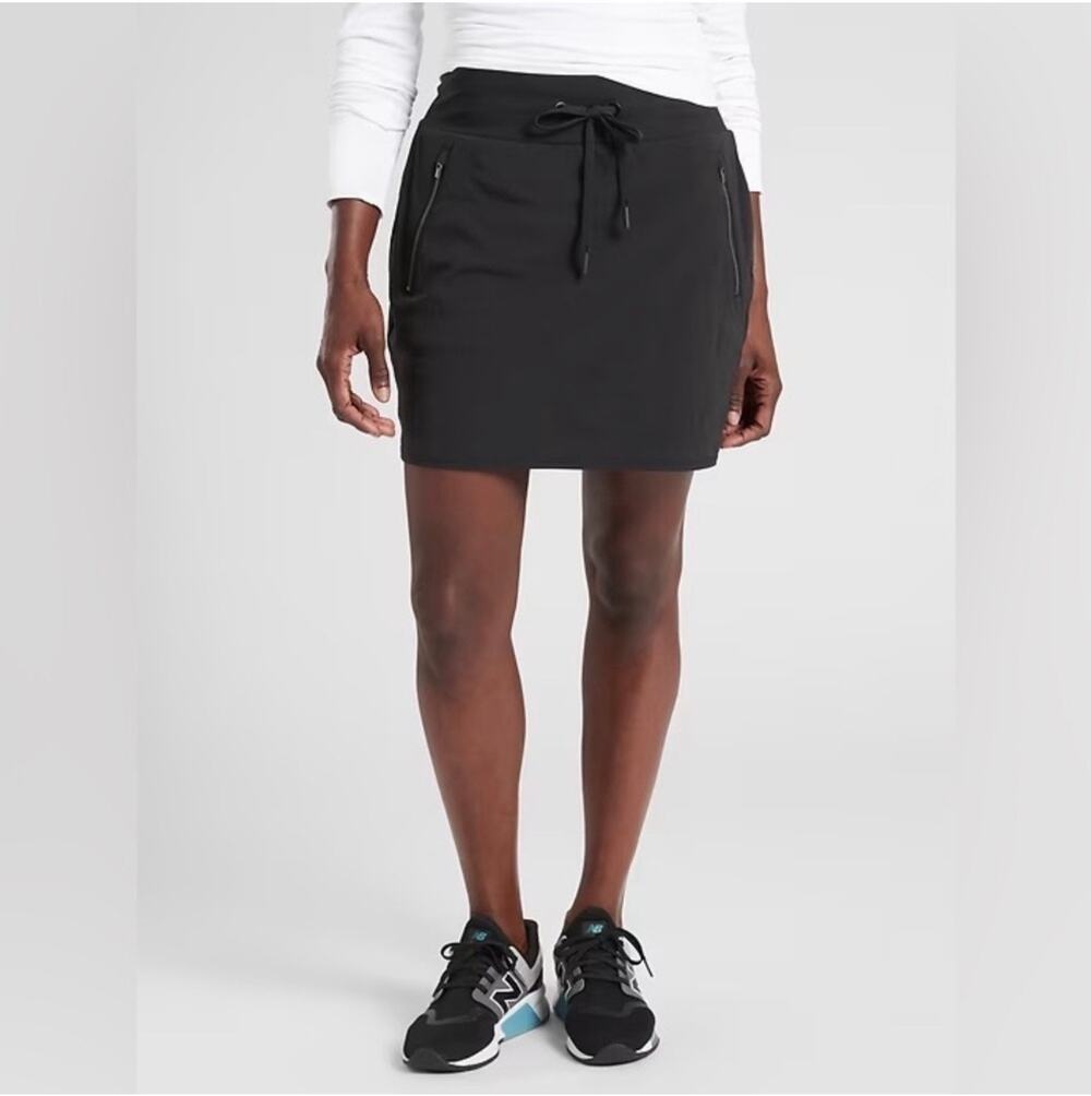 Athleta Skort Womens 4 Black Trekkie North Nylon Ripstop Outdoor Athletic Golf